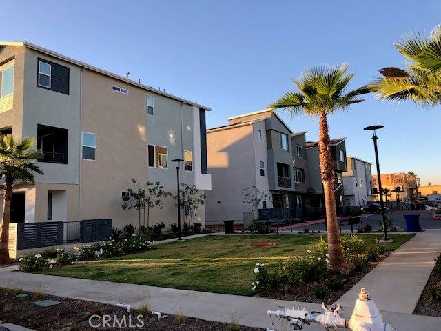 311 N Standard Avenue, Santa Ana, CA 92701