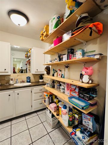 17405 S Garnett Road, Bixby, OK 74008