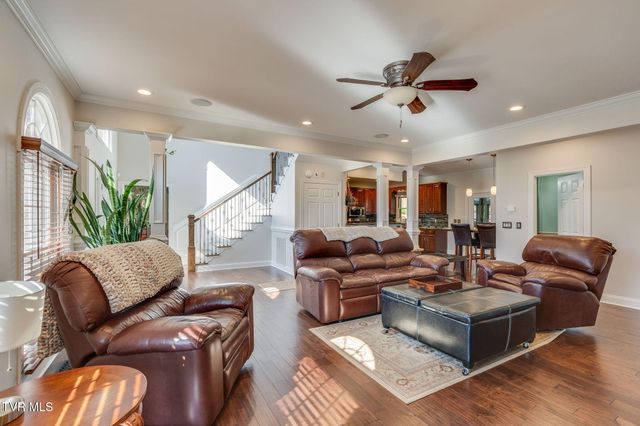 3504 Bondwood Circle, Johnson City, TN 37604