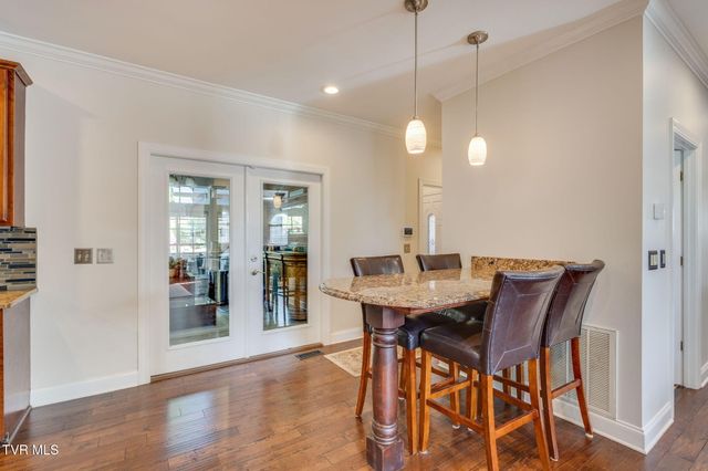3504 Bondwood Circle, Johnson City, TN 37604