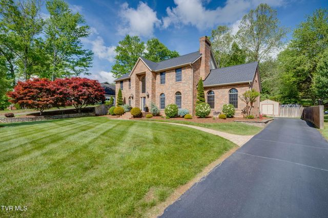 3504 Bondwood Circle, Johnson City, TN 37604