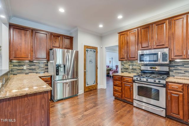 3504 Bondwood Circle, Johnson City, TN 37604