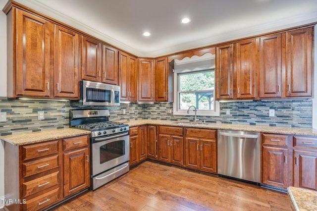 3504 Bondwood Circle, Johnson City, TN 37604