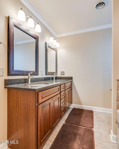 3504 Bondwood Circle, Johnson City, TN 37604