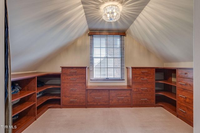 3504 Bondwood Circle, Johnson City, TN 37604