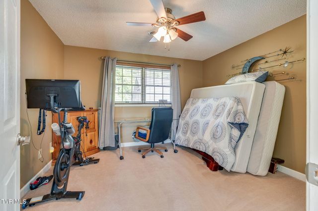 3504 Bondwood Circle, Johnson City, TN 37604