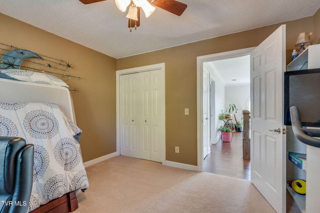 3504 Bondwood Circle, Johnson City, TN 37604