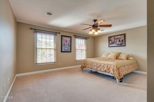 3504 Bondwood Circle, Johnson City, TN 37604