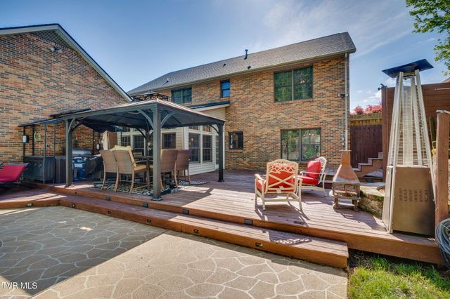 3504 Bondwood Circle, Johnson City, TN 37604
