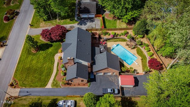 3504 Bondwood Circle, Johnson City, TN 37604