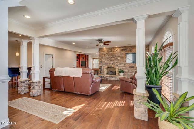 3504 Bondwood Circle, Johnson City, TN 37604