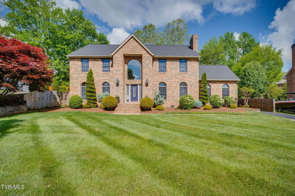 3504 Bondwood Circle, Johnson City, TN 37604