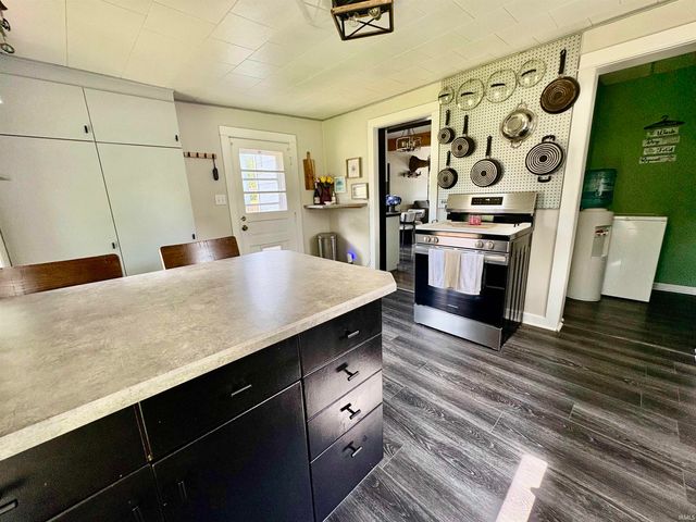 58335 County Road 105, Elkhart, IN 46517