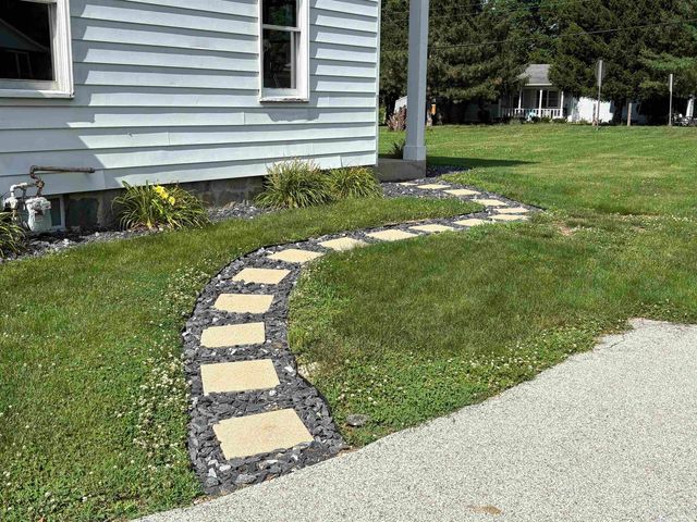 58335 County Road 105, Elkhart, IN 46517