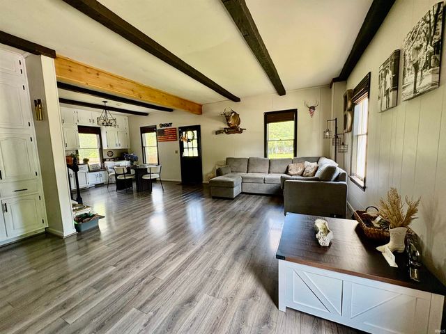 58335 County Road 105, Elkhart, IN 46517