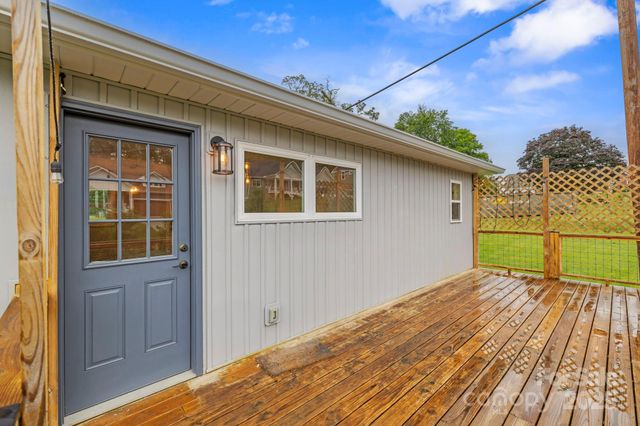 3471 & 3473 Chimney Rock Road, Hendersonville, NC 28792