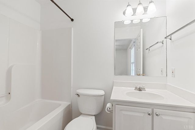 340 Blackhawke Drive, Lynchburg, VA 24502