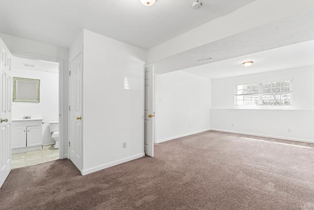 340 Blackhawke Drive, Lynchburg, VA 24502