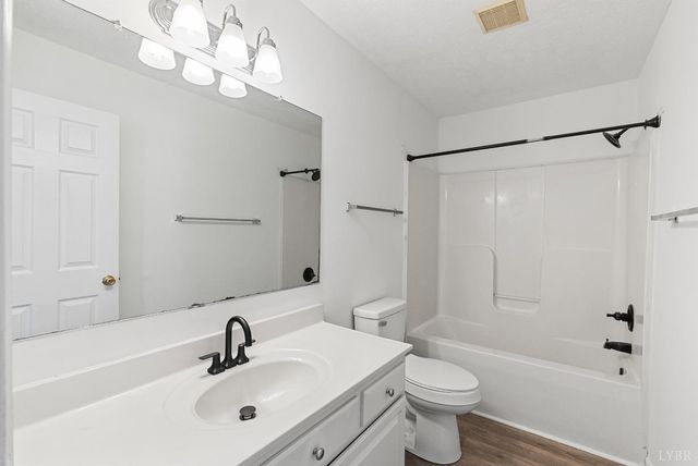 340 Blackhawke Drive, Lynchburg, VA 24502