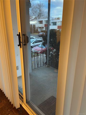 912 Colony Drive 912, Hartsdale, NY 10530