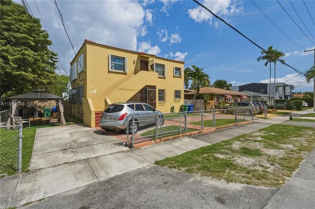 3501 SW 16th Ter, Miami, FL 33145