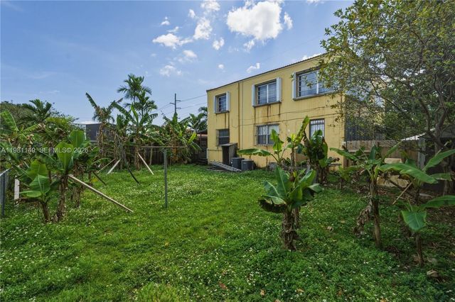 3501 SW 16th Ter, Miami, FL 33145