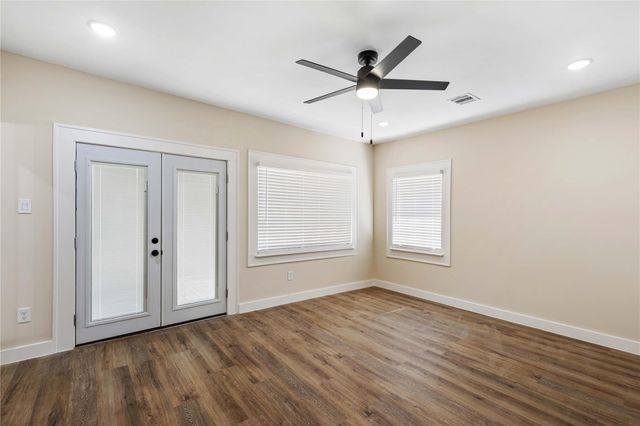 908 Key Street, Houston, TX 77009