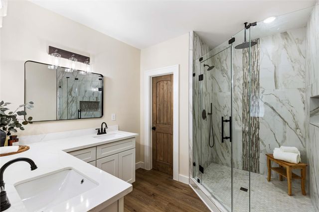 908 Key Street, Houston, TX 77009