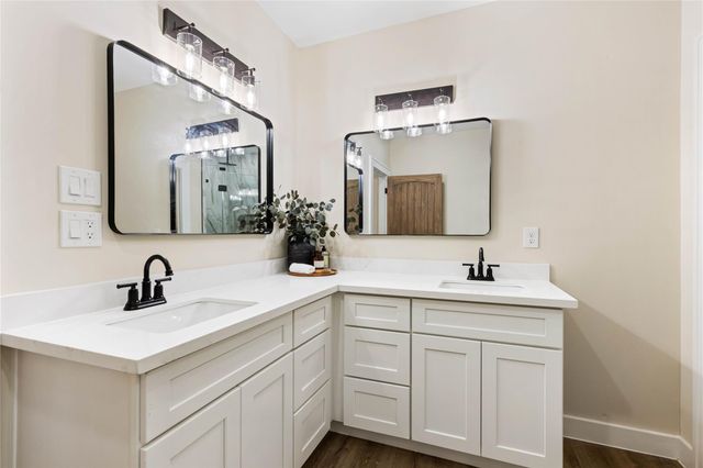 908 Key Street, Houston, TX 77009