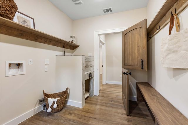 908 Key Street, Houston, TX 77009