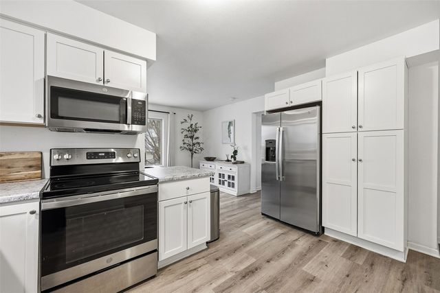 2031 North Ridge Drive, Coralville, IA 52241