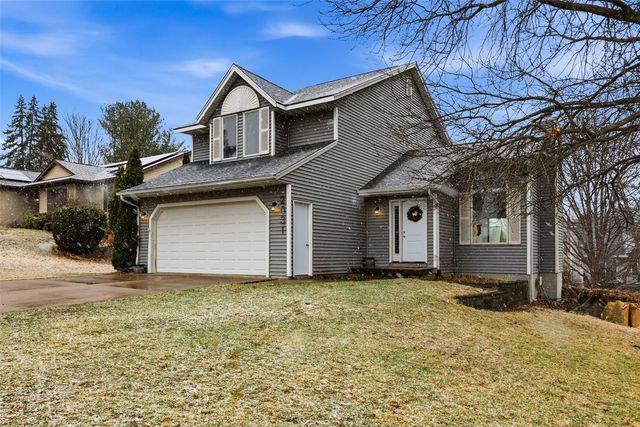 2031 North Ridge Drive, Coralville, IA 52241