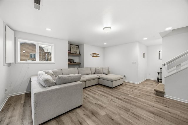 2031 North Ridge Drive, Coralville, IA 52241