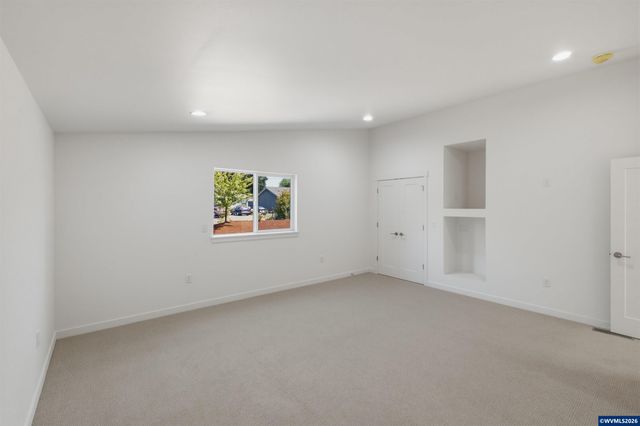 2705 Fisher Rd NE, Salem, OR 97306