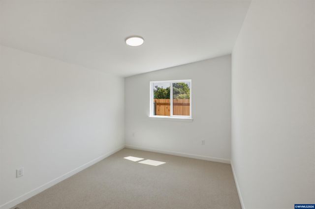 2705 Fisher Rd NE, Salem, OR 97306
