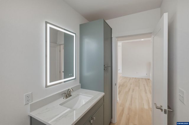 2705 Fisher Rd NE, Salem, OR 97306
