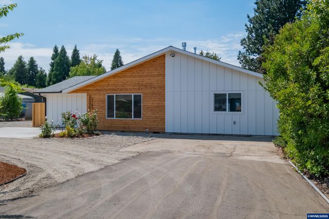 2705 Fisher Rd NE, Salem, OR 97306