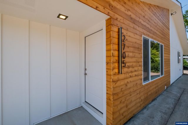 2705 Fisher Rd NE, Salem, OR 97306