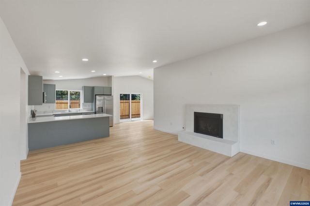2705 Fisher Rd NE, Salem, OR 97306