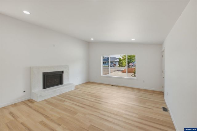 2705 Fisher Rd NE, Salem, OR 97306
