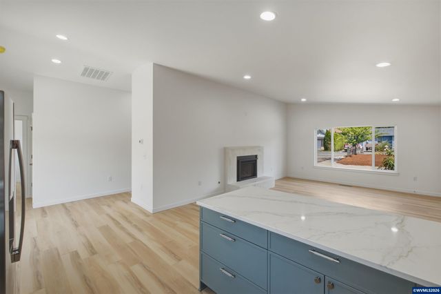 2705 Fisher Rd NE, Salem, OR 97306