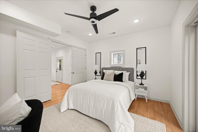 1903 N QUINTANA ST N, Arlington, VA 22205
