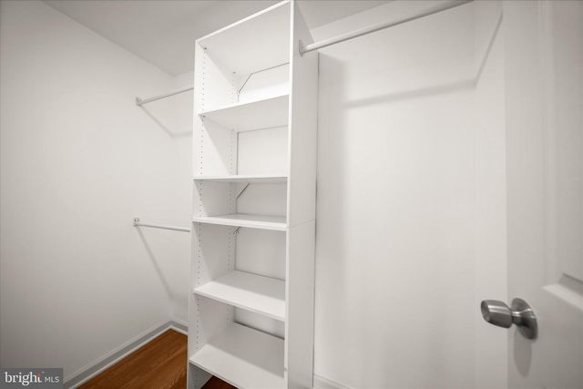 1903 N QUINTANA ST N, Arlington, VA 22205