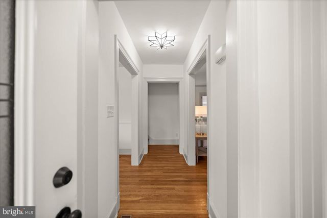1903 N QUINTANA ST N, Arlington, VA 22205