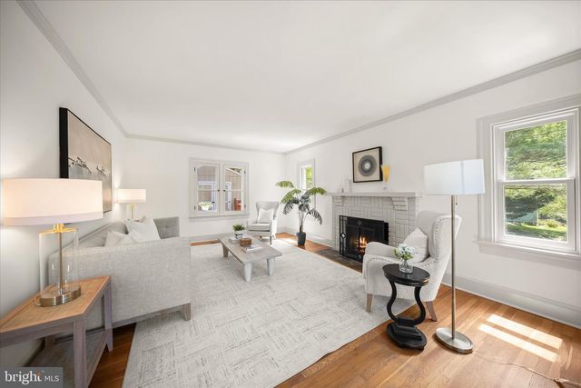 1903 N QUINTANA ST N, Arlington, VA 22205