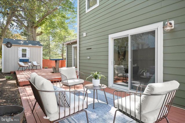 1903 N QUINTANA ST N, Arlington, VA 22205