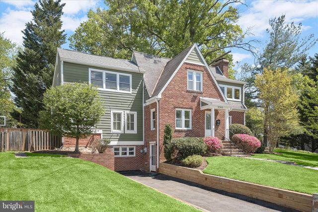 1903 N QUINTANA ST N, Arlington, VA 22205