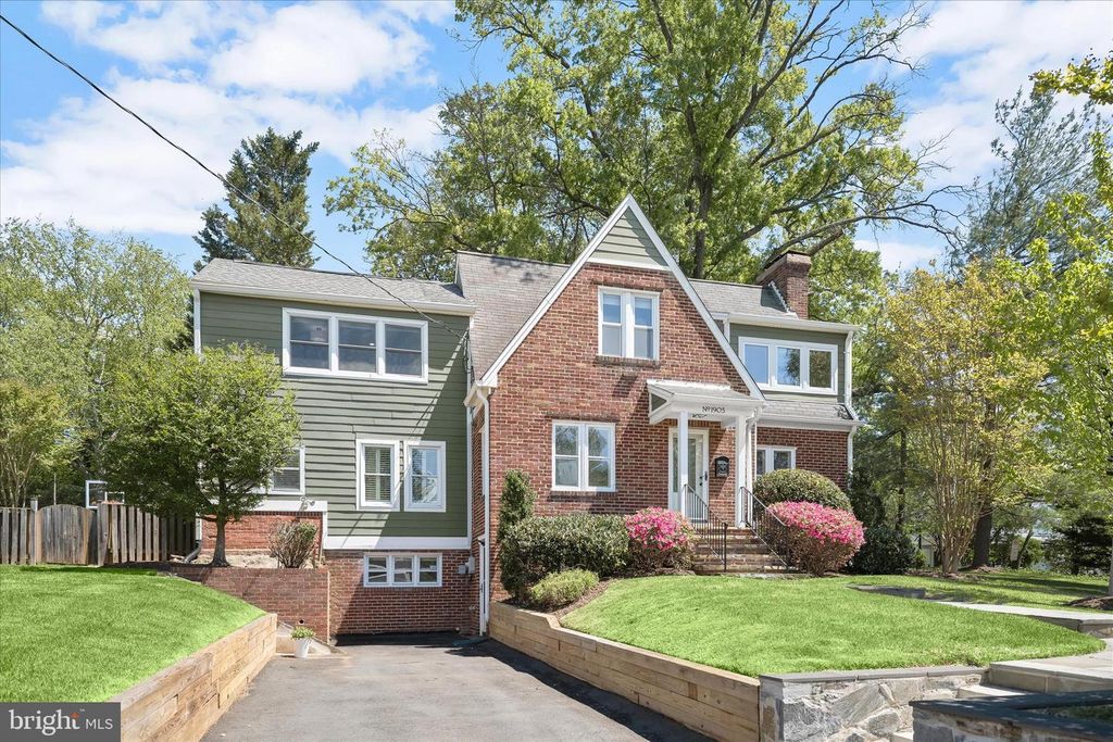 1903 N QUINTANA ST N, Arlington, VA 22205