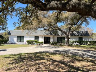 9219 GARDEN RIDGE DR, San Antonio, TX 78266