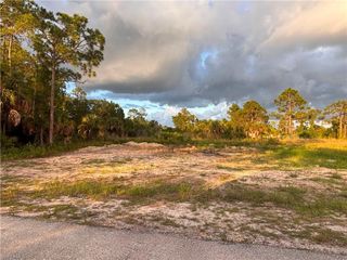 2914 N Elaine AVE, Lehigh Acres, FL 33971